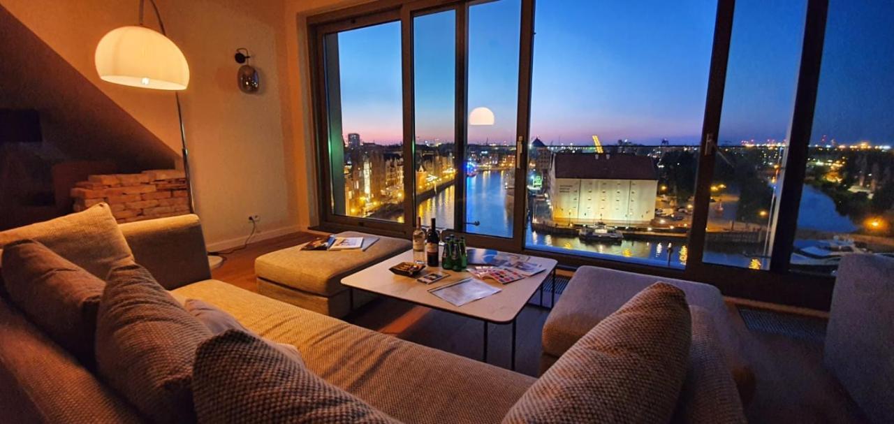 Penthouse Comfort Apartments Granaria กดัญสก์ ภายนอก รูปภาพ