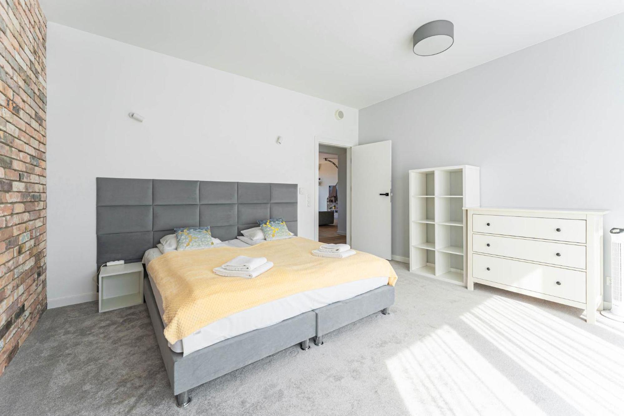 Penthouse Comfort Apartments Granaria กดัญสก์ ภายนอก รูปภาพ